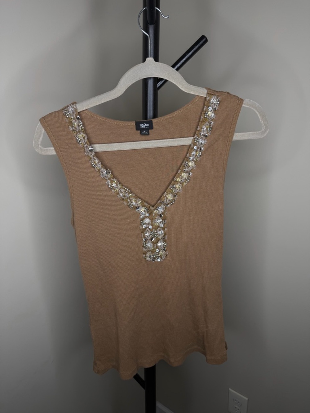 Early 2000s Mossimo Embellished V-Neck Tank Top - Camel Size M
